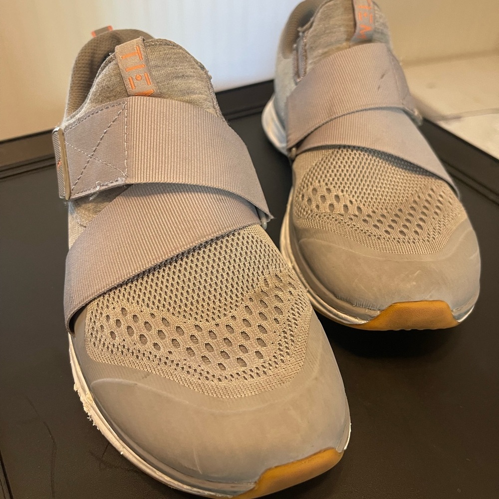 Women's Gray Athletic Shoes